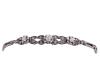 <span class='ref_item'>123 -</span> <span class="object_title">PULSERA VINTAGE EN PLATINO Y DIAMANTES</span>  <p><span class="technical_description">Pulsera vintage realizada en platino. Frontal adornado por diamantes en talla brillante con peso total aprox 1ct. <br/>Cierre: Caja con lengüeta y cadena y ocho de seguridad<br/>Longitud: 18cm</span><br>Peso: <span class="PESO_HCES1">10,90</span> <span class="PESOUMED_HCES1">gr.</span><br></p>