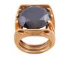<span class='ref_item'>172 -</span> <span class="object_title">SORTIJA EN ORO 18KT Y MOISSANITA NEGRA</span>  <p><span class="technical_description">Sortija de caballero realizada en oro de 18kt. Hombros abiertos y gran moissanita negra en talla brillante con peso total aprox 5ct<br/>Medida Sortija: 23</span><br>Peso: <span class="PESO_HCES1">21,90</span> <span class="PESOUMED_HCES1">gr.</span><br></p>