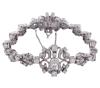 <span class='ref_item'>71 -</span> <span class="object_title">PULSERA EN PLATINO Y DIAMANTES</span>  <p><span class="technical_description">Pulsera realizada en platino. Formada por diamantes en talla brillante con peso total aprox 5.35ct y dos diamantes centrales: uno en talla cojín de peso aprox 0.90ct, estimación de color J y de pureza VS, y el otro en talla brillante antigua de peso aprox 0.36ct, estimación de color L y de pureza P. Peso total aprox de todos los diamantes: 6.61ct<br/>Cierre: Pestaña y cadena de seguridad</span><br>Peso: <span class="PESO_HCES1">44,30</span> <span class="PESOUMED_HCES1">gr.</span><br></p>