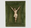 <span class='ref_item'>64 -</span> <span class="object_title">CRISTO CRUCIFICADO, ESCUELA ESPAÑOLA (S.XIX)</span>   <p><span class="technique_material">Madera tallada y policromada</span><br><span class="technical_description">Figura de Cristo realizada en madera tallada y policromada.<br/>Enmarcado en fondo de terciopelo verde. <br/>Pérdidas de fragmento en los pies y muestra una grieta en la espalda.<br/>Medidas: 30,5x22cm</span><br></p>