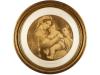 <span class='ref_item'>9 -</span> <span class="object_title">'MADONNA DELLA SEGGIOLA'</span>   <p><span class="technique_material">Serigrafía</span><br><span class="technical_description">Estampación según la obra original de RAFAEL SANZIO.<br/>Se representa a la Virgen María abrazando al Niño Jesús, mientras el joven San Juan Bautista observa a la derecha.<br/>Enmarcado en un importante marco circular de madera tallada y dorada, con paspartú blanco y cristal. Desperfectos en el marco y manchas en el paspartú. Diámetro: 109cm</span><br></p>