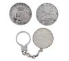 <span class='ref_item'>240 -</span> <span class="object_title">LOTE DE DOS MONEDAS Y UNA LLAVERO CON MONEDA EN PLATA</span>  <p><span class="technical_description">Lote formado por dos monedas y un llavero. Las dos monedas sueltas son de 5 pesetas de 1870 realizadas en plata 900 m/m con 37mm de diámetro, el escudo de España en la cruz y la figura de Cibeles en la cara, presentando señales de uso.<br/>El llavero realizado en plata 925, al igual que la moneda que cuelga con bisel, de 2000 pesetas de 1994, con la efigie del Rey Juan Carlos I y en la otra cara el edificio del Banco de España, con la marca del la Casa de la Moneda y la inscripción "Madrid, Asamblea FMI-BM", de 31mm de diámetro.<br/>Peso: 76,8gr (27,5gr el llavero, 24,6gr una moneda suelta y 24,8gr la otra)</span><br></p>