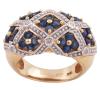 <span class='ref_item'>210 -</span> <span class="object_title">SORTIJA EN ORO BICOLOR 18KT, ZAFIROS Y DIAMANTES</span>  <p><span class="technical_description">Sortija realizada en oro bicolor de 18kt. Diseño de rombos con zafiros en talla redonda con peso total aprox 0.40ct y diamantes en talla brillante con peso total aprox 0.08ct<br/>Medida Sortija: 12</span><br>Peso: <span class="PESO_HCES1">10,50</span> <span class="PESOUMED_HCES1">gr.</span><br></p>