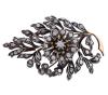 <span class='ref_item'>137 -</span> <span class="object_title">BROCHE VINTAGE EN ORO 18KT, PLATA 925 Y DIAMANTES</span>  <p><span class="technical_description">Broche vintage realizado en oro de 18kt y en vistas en plata 925. Diseño vegetal adornado por diamantes en talla rosa con peso total aprox 1.10ct<br/>Cierre: Aguja con mecanismo de seguridad<br/>Medidas: 6 x 4,5cm</span><br>Peso: <span class="PESO_HCES1">29,10</span> <span class="PESOUMED_HCES1">gr.</span><br></p>