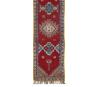 <span class='ref_item'>231 -</span> <span class="object_title">ALFOMBRA DE LANA CON MOTIVOS GEOMÉTRICOS</span>   <p><span class="technical_description">Realizada en lana de colores rojo, azul y amarillo. Espacio central decorado con motivos centrales y cenefa decorativa.<br/>Pasamanería en ambos extremos, una más corta que la otra.<br/>Presenta una ligera mancha de rojo en uno de sus extremos.<br/>Medidas: 475x81cm</span><br></p>