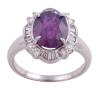 <span class='ref_item'>146 -</span> <span class="object_title">SORTIJA EN PLATINO, RUBÍ Y DIAMANTES</span>  <p><span class="technical_description">Sortija realizada en platino. Formada por rubí central en talla oval con peso aprox 4.02ct y orla de diamantes en talla brillante y trapecio con peso total aprox 0.46ct. Se acompaña de copia de certificado GRA 2023-010060<br/>Medida Sortija: 12<br/>RefC 11312</span><br>Peso: <span class="PESO_HCES1">8,20</span> <span class="PESOUMED_HCES1">gr.</span><br></p>
