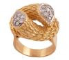 <span class='ref_item'>37 -</span> <span class="object_title">SORTIJA EN ORO 18KT, PLATINO Y DIAMANTES</span>  <p><span class="technical_description">Sortija realizada en oro macizo de 18kt con vistas en platino. Diseño cruzado con  terminación escamada con una dos perillas cuajadas de diamantes en talla brillante con peso total aprox 0.30ct.<br/>Medida Sortija: 14<br/>RefC 2092C</span><br>Peso: <span class="PESO_HCES1">16,50</span> <span class="PESOUMED_HCES1">gr.</span><br></p>