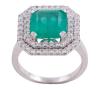 <span class='ref_item'>183 -</span> <span class="object_title">SORTIJA EN ORO 18KT, ESMERALDA Y DIAMANTES</span>  <p><span class="technical_description">Sortija realizada en oro de 18kt. Esmeralda central en su talla con peso total aprox 4ct y doble orla de diamantes en talla brillante con peso total aprox 1ct<br/>Medida Sortija: 13</span><br>Peso: <span class="PESO_HCES1">7,10</span> <span class="PESOUMED_HCES1">gr.</span><br></p>