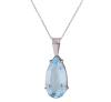 <span class='ref_item'>165 -</span> <span class="object_title">COLGANTE Y CADENA EN PLATA 925 CON TOPACIO AZUL</span>  <p><span class="technical_description">Colgante y cadena realizados en plata de ley 925. El colgante con un topacio azul en talla perilla engastado en garras con peso aprox 6ct. Cadena de eslabón barbado<br/>Cierre: Reasa<br/>Longitud de la cadena: 45cm con alargador</span><br>Peso: <span class="PESO_HCES1">6</span> <span class="PESOUMED_HCES1">gr.</span><br></p>