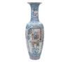 <span class='ref_item'>246 -</span> <span class="object_title">GRAN JARRÓN CHINO EN PORCELANA POLICROMADA, CHINA (MEDS. S. XX)</span>   <p><span class="technique_material">Porcelana policromada </span><br><span class="technical_description">Con motivos figurativos y vegetales, representando distintas escenas. Con detalles en dorados.<br/>Medidas: 185x55x46cm</span><br></p>
