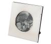 <span class='ref_item'>6 -</span> <span class="object_title">MARCO EN PLATA 925 CON CONTRASTES </span>  <p><span class="technical_description">Cristal y parte trasera en madera. Decoración estriada. <br/>Marca FCA FIRENZE. Con caja.<br/>Medidas: 9,5x9,5cm</span><br>Peso: <span class="PESO_HCES1">123</span> <span class="PESOUMED_HCES1">gr.</span><br></p>