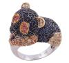 <span class='ref_item'>136 -</span> <span class="object_title">SORTIJA EN PLATA 925, ZAFIROS Y DIAMANTES</span>  <p><span class="technical_description">Sortija realizada en plata de ley 925. Forma de oso panda cuajado de zafiros azules, dorados y en los ojos rosas, con detalle de diamantes en las orejas<br/>Medida Sortija: 13<br/>RefC 7315</span><br>Peso: <span class="PESO_HCES1">9,80</span> <span class="PESOUMED_HCES1">gr.</span><br></p>