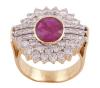 <span class='ref_item'>183 -</span> <span class="object_title">SORTIJA EN ORO BICOLOR 18KT, RUBÍ Y DIAMANTES</span>  <p><span class="technical_description">Sortija realizada en oro bicolor de 18kt. Rubí central en talla oval con peso aprox 2.80ct, rodeado de cuajado de diamantes en talla brillante con peso total aprox 2ct. Se adjunta copia de certificados EMIL 72358-7, GIA 6192476735<br/>Medida Sortija: 13<br/>RefC 3932</span><br>Peso: <span class="PESO_HCES1">10,30</span> <span class="PESOUMED_HCES1">gr.</span><br></p>