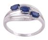 <span class='ref_item'>286 -</span> <span class="object_title">SORTIJA EN ORO 18KT, ZAFIROS Y DIAMANTES</span>  <p><span class="technical_description">Sortija realizada en oro de 18kt. En el centro tres zafiros en talla oval con peso total aprox 0.30ct y diamantes en talla brillante con peso total aprox 0.02ct<br/>Medida Sortija: 13<br/>RefC 4236</span><br>Peso: <span class="PESO_HCES1">3</span> <span class="PESOUMED_HCES1">gr.</span><br></p>