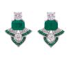 <span class='ref_item'>66 -</span> <span class="object_title">PENDIENTES EN PLATA DE LEY 925 CON CIRCONITAS Y ESMERALDAS SINTÉTICAS</span>  <p><span class="technical_description">Pareja de pendientes realizados en plata de ley 925 con contraste. Diseño geométrico estilo Art Déco adornado por circonitas y esmeraldas sintéticas.<br/>Cierre: Omega</span><br>Peso: <span class="PESO_HCES1">7,20</span> <span class="PESOUMED_HCES1">gr.</span><br></p>