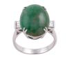 <span class='ref_item'>101 -</span> <span class="object_title">SORTIJA EN ORO 18KT, JADE Y DIAMANTES</span>  <p><span class="technical_description">Sortija realizada en oro de 18kt. Jade verde central en cabujón oval con peso aprox 11.52ct y a los lados diamantes en talla baguette con peso total aprox 0.10ct<br/>Medida Sortija: 13<br/>RefC 801219202</span><br>Peso: <span class="PESO_HCES1">6,90</span> <span class="PESOUMED_HCES1">gr.</span><br></p>
