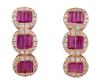<span class='ref_item'>32 -</span> <span class="object_title">PENDIENTES EN ORO 18KT, RUBÍES Y DIAMANTES</span>  <p><span class="technical_description">Pareja de pendientes realizados en oro de 18kt. Formados por rubíes en talla baguette con peso total aprox 1.85ct y orlas de diamantes en talla brillante con peso total aprox 0.60ct<br/>Cierre: Ballestilla<br/>RefC 801210994</span><br>Peso: <span class="PESO_HCES1">4,60</span> <span class="PESOUMED_HCES1">gr.</span><br></p>
