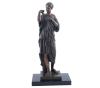 <span class='ref_item'>189 -</span> <span class="object_title">ARTEMISA DE GABIOS, COPIA DE LA OBRA ORIGINAL DE PRAXÍTELES </span>   <p><span class="technique_material">Bronce patinado</span><br><span class="technical_description">Reproducción de la obra original de Praxíteles del siglo IV a.C, que se encuentra en la colección del Museo del Louvre. <br/>Firmada Reduction Sauvage en la base.<br/>Sobre peana de madera.<br/>Medidas con peana: 46x22x13,5cm</span><br></p>