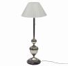 <span class='ref_item'>186 -</span> <span class="object_title">LÁMPARA DE SOBREMESA EN METAL PLATEADO</span>   <p><span class="technique_material">Metal plateado</span><br><span class="technical_description">Lámpara de mesa realizada en metal plateado de gusto clásico con decoración de balaustres en la zona inferior y fuste acanalado. <br/>Base de mármol.<br/>Con cable de alimentación.</span><br><span class="ALTO_HCES1">80 </span><span class="ALTOUMED_HCES1">cm.</span></p>