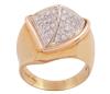 <span class='ref_item'>44 -</span> <span class="object_title">SORTIJA EN ORO BICOLOR 18KT Y DIAMANTES</span>  <p><span class="technical_description">Sortija realizada en oro bicolor de 18kt. Forma de pirámide con cuajado de diamantes en talla brillante en dos de los lados con vistas en blanco y peso total aprox 0.42ct<br/>Medida Sortija: 18<br/>RefC 70956</span><br>Peso: <span class="PESO_HCES1">8,70</span> <span class="PESOUMED_HCES1">gr.</span><br></p>
