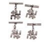 <span class='ref_item'>70 -</span> <span class="object_title">JUEGO DE DOS PARES DE GEMELOS EN METAL PLATEADO</span>  <p><span class="technical_description">Dos pares de gemelos realizados en metal plateado con diseño del escudo de la ciudad de Barcelona. Con firma en eslabón A. Bisbe.</span><br>Peso: <span class="PESO_HCES1">13,10</span> <span class="PESOUMED_HCES1">gr.</span><br></p>