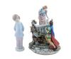 <span class='ref_item'>202 -</span> <span class="object_title">LOTE DE DOS FIGURAS EN PORCELANA, CAPODIMONTE Y LLADRÓ</span>   <p><span class="technical_description">Figura en porcelana policromada Lladró que muestra un niño con una pelota azul. Con sello en la base. <br/>Medidas: 20,5cm<br/>Figura en porcelana policromada Capodimonte, que representa a Romeo y Julieta. Con sello en la parte inferior y firmado "Couber 399/0" Medidas: 27,5 x 17 x 17cm</span><br></p>