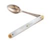 <span class='ref_item'>267 -</span> <span class="object_title">CUCHARA DE CAMPAÑA MARCA TOURON PARIS EN PLATA DE LEY, NÁCAR Y ORO 18KT. FRANCIA, S.XIX</span>  <p><span class="technical_description">Cuchara plegable para campaña realizada en plata de ley con contrastes en la paleta cóncava y firma "Touron Paris" en el mango. <br/>Revestida con placas de nácar y aplicaciones en oro de 18Kt.<br/>Medidas: 18cm abierta, 9,5cm cerrada 9,5cm<br/>Peso bruto total: 32,2gr</span><br></p>