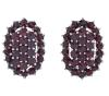 <span class='ref_item'>189 -</span> <span class="object_title">PENDIENTES EN PLATA 925 Y GRANATES ALMANDINOS</span>  <p><span class="technical_description">Pendientes realizados en plata 925. Con forma oval cuajada de granates almandinos en talla redonda engastados en grano con un peso total aprox de 1.75ct<br/>Cierre: Presión (metal con silicona)<br/>Medida: 1,5cm</span><br>Peso: <span class="PESO_HCES1">5,20</span> <span class="PESOUMED_HCES1">gr.</span><br></p>