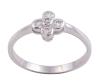 <span class='ref_item'>20 -</span> <span class="object_title">SORTIJA EN ORO 18KT Y DIAMANTES</span>  <p><span class="technical_description">Sortija realizada en oro 18kt con motivo central en forma de flor, decorado con diamantes en talla brillante con peso total aprox 0.12ct<br/>Medida Sortija: 17</span><br>Peso: <span class="PESO_HCES1">2,50</span> <span class="PESOUMED_HCES1">gr.</span><br></p>
