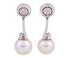 <span class='ref_item'>193 -</span> <span class="object_title">PENDIENTES EN ORO 18KT, DIAMANTES Y PERLAS CULTIVADAS</span>  <p><span class="technical_description">Pareja de pendientes realizados en oro de 18kt, decorados con diamante en talla brillante con peso total aprox 0.04ct y perlas blancas cultivadas calibrada aprox en 9mm<br/>Cierre: Presión</span><br>Peso: <span class="PESO_HCES1">4,40</span> <span class="PESOUMED_HCES1">gr.</span><br></p>