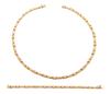 <span class='ref_item'>120 -</span> <span class="object_title">GARGANTILLA Y PULSERA EN ORO 18KT</span>  <p><span class="technical_description">Conjunto de gargantilla y pulsera realizados en oro de 18kt con eslabón fantasía combinando mate y brillo<br/>Cierre: Caja con lengüeta y ocho de seguridad<br/>Longitud: 45cm la gargantilla y 19cm la pulsera</span><br>Peso: <span class="PESO_HCES1">21,70</span> <span class="PESOUMED_HCES1">gr.</span><br></p>