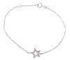 <span class='ref_item'>78 -</span> <span class="object_title">PULSERA EN ORO 18KT Y DIAMANTES</span>  <p><span class="technical_description">Pulsera realizada en oro de 18kt. Formada por una cadena barbada un diseño de estrella central cuajado de diamantes en talla brillante con peso total aprox 0.07ct. <br/>Cierre: Reasa<br/>Longitud: 15cm (+1,5cm de alargador)</span><br>Peso: <span class="PESO_HCES1">1,10</span> <span class="PESOUMED_HCES1">gr.</span><br></p>