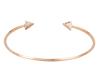 <span class='ref_item'>126 -</span> <span class="object_title">PULSERA EN ORO 18KT Y DIAMANTES</span>  <p><span class="technical_description">Pulsera realizada en oro de 18kt. Diseño abierto con dos diamantes en talla triángulo en los extremos de peso total aprox 0.28ct<br/>Medidas: 5,5 x 4,5cm<br/>Ref BV0286</span><br>Peso: <span class="PESO_HCES1">4,60</span> <span class="PESOUMED_HCES1">gr.</span><br></p>
