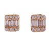 <span class='ref_item'>144 -</span> <span class="object_title">PENDIENTES EN ORO 18KT CON DIAMANTES</span>  <p><span class="technical_description">Pendientes rectangulares en oro de 18kt con diamantes en talla baguette y en talla brillante con peso total aprox (0.15ct). Cierre de presión de silicona.</span><br>Peso: <span class="PESO_HCES1">0,50</span> <span class="PESOUMED_HCES1">gr.</span><br></p>