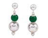 <span class='ref_item'>120 -</span> <span class="object_title">PENDIENTES EN PLATA DE LEY Y JADE</span>  <p><span class="technical_description">Pendientes largos realizados en plata de ley cada uno de ellos con una cuenta de jade calibrada aprox en 10mm.<br/>Longitud: 4cm<br/>Cierre: presión</span><br>Peso: <span class="PESO_HCES1">13,7</span><br></p>