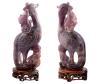 <span class='ref_item'>138 -</span> <span class="object_title">PAREJA DE FEN-JUANG CHINOS TALLADOS EN JADE VIOLETA SOBRE PEANA DE MADERA. </span>   <p><span class="technical_description">Talla de jade finamente elaborada<br/>El Fen-Juang, también conocido como el "fénix chino", es un ave mitológica china reinante sobre el resto de aves. Con pico de gallo, cara de golondrina, cuello de serpiente y cola de pez, simboliza los cuerpos celestes del universo.<br/>Altura con peana: 22cm</span><br><span class="PESO_HCES1">1526,10 </span><span class="PESOUMED_HCES1">gr.</span><br></p>