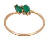 <span class='ref_item'>30 -</span> <span class="object_title">SORTIJA EN ORO DE 18 KT. CON ESMARALDAS Y DIAMANTES</span>  <p><span class="technical_description">Sortija realizada en oro de 18 kt. con esmeraldas en talla marquise con peso total aprox(0.25ct) y dos pequeños diamantes en talla brillante<br/>Medida sortija: 12<br/>Peso: 1,3 gr</span><br></p>