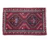 <span class='ref_item'>190 -</span> <span class="object_title">ALFOMBRA PERSA EN LANA ANUDADA A MANO</span>   <p><span class="technical_description">Alfombra persa realizada en lana y anudada a mano. Con un diseño geométrico tradicional sobre fondo rojo y decorada con cenefas alrededor del motivo geométrico central. Rematada con flecos en lados cortos. Medidas: 123cm x 78cm<br/> </span><br></p>