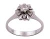 <span class='ref_item'>32 -</span> <span class="object_title">SORTIJA ROSETA EN ORO DE 18 KT Y DIAMANTES</span>  <p><span class="technical_description">Sortija con forma de roseta realizada en oro de 18 kt. Adornada en su parte central por diamantes en talla brillante engastados en garra y en chatón formando la roseta con un peso total aprox. de 0.25 ct. Se mueve el engaste en la parte del diamante central<br/>Medida sortija: 12</span><br>Peso: <span class="PESO_HCES1">3,70</span> <span class="PESOUMED_HCES1">gr.</span><br></p>