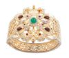 <span class='ref_item'>29 -</span> <span class="object_title">BRAZALETE EN METAL DORADO ,FILIGRANA Y PIEDRAS ROJAS, VERDES Y BLANCAS</span>  <p><span class="technical_description">Brazalete realizado en metal dorado con filigrana calada y adornada por piedras de imitación en colores rojo, verde y blanco<br/>Medidas: En su parte más ancha: 4,5 cm. Medida ovalo interior: 6 cm<br/>Con bisagra y cierre de caja con lengüeta  </span><br>Peso: <span class="PESO_HCES1">53,30</span> <span class="PESOUMED_HCES1">gr.</span><br></p>