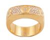 <span class='ref_item'>82 -</span> <span class="object_title">SORTIJA  EN ORO DE 18 KT. Y DIAMANTES</span>  <p><span class="technical_description">Sortija realizada en oro de 18 kt. con diseño cuadrado y parte superior adornada por diamantes en talla brillante con peso total aprox. 0.63 ct. Medida sortija 12<br/>Ref. 69631</span><br>Peso: <span class="PESO_HCES1">13</span> <span class="PESOUMED_HCES1">gr.</span><br></p>