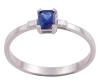 <span class='ref_item'>8 -</span> <span class="object_title">SORTIJA EN ORO DE 18 KT. ZAFIRO Y DIAMANTES</span>  <p><span class="technical_description">Sortija realizada en oro de 18 kt. con zafiro central en talla esmeralda rectangular y peso aprox. de 0.45 ct , adorno a los lados de diamantes en talla princesa con peso total aprox. de 0.05 ct<br/>Medida sortija: 12</span><br>Peso: <span class="PESO_HCES1">2,1</span> <span class="PESOUMED_HCES1">gr.</span><br></p>
