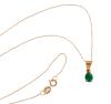 <span class='ref_item'>20 -</span> <span class="object_title">COLGANTE Y CADENA EN ORO DE 18 KT. CON ESMERALDA</span>  <p><span class="technical_description">Colgante y cadena realizados en oro de 18 kt. El colgante con esmeralda central en talla oval engastada en garras con peso aprox. de 0.25 ct. Cadena de fino eslabón barbado y cierre con reasa. Longitud: 40 cm</span><br>Peso: <span class="PESO_HCES1">0,90</span> <span class="PESOUMED_HCES1">gr.</span><br></p>