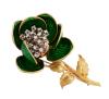 <span class='ref_item'>194 -</span> <span class="object_title">BROCHE VINTAGE CON DISEÑO FLORAL EN ORO DE 18KT. CON DIAMANTES Y ESMALTE</span>  <p><span class="technical_description">Gran broche vintage de diseño floral realizado en oro de 18 kt. con centro o pistilo de la flor cuajado por diamantes en talla brillante engastados en garras sobre palillos con movimiento, con un peso total aprox. de 1.45 ct . Pétalos también móviles decorados con esmalte de verde vibrante. Tallo y hojas finamente cinceladas en acabado texturizado mate. Gran trabajo de orfebrería<br/>Cierre: Doble aguja y mecanismo de seguridad. Medidas: 7 cm de largo x 4 cm en la parte más ancha<br/> </span><br>Peso: <span class="PESO_HCES1">38,90</span> <span class="PESOUMED_HCES1">gr.</span><br></p>