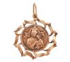 <span class='ref_item'>107 -</span> <span class="object_title">MEDALLA CALADA EN ORO DE 18 KT. CON IMAGEN DE VIRGEN</span>  <p><span class="technical_description">Medalla calada realizada en oro de 18 kt. con imagen central de Virgen con niño. Bisel de ondas calado con terminación en brillo y en mate.<br/>Diámetro: 2,9 cm</span><br>Peso: <span class="PESO_HCES1">3,5</span> <span class="PESOUMED_HCES1">gr.</span><br></p>