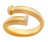 <span class='ref_item'>171 -</span> <span class="object_title">BRAZALETE DE DISEÑO TUBO-GAS EN METAL DORADO Y ADORNO DE CIRCONITAS</span>  <p><span class="technical_description">Elegante brazalete de diseño Tubo-Gas realizado en metal dorado. Cruzado y en sus terminaciones adorno de doble banda de circonitas. Muy bien terminado y con flexibilidad para adaptarse a la mediada del brazo</span><br>Peso: <span class="PESO_HCES1">58,40</span> <span class="PESOUMED_HCES1">gr.</span><br></p>