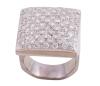 <span class='ref_item'>28 -</span> <span class="object_title">SORTIJA EN ORO DE 18 KT. CON DIAMANTES</span>  <p><span class="technical_description">Sortija realizada en oro de 18 kt. Con parte central en forma cuadrada y cuajada por diamantes en talla brillante engastados en pavé con peso total aprox. 3.5 ct.<br/>Medida sortija: 12</span><br>Peso: <span class="PESO_HCES1">23,30</span> <span class="PESOUMED_HCES1">gr.</span><br></p>