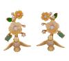<span class='ref_item'>158 -</span> <span class="object_title">PENDIENTES EN PLATA VERMEIL( PLATA DE LEY 925 Y CHAPADO GRUESO DE ORO),CON NÄCAR, ESMALTE, ESMERALDAS Y CIRCONITAS.JOYERIA EXCLUSIVA MODERNA</span>  <p><span class="technical_description">Pareja de pendientes realizados en plata Vermeil( plata de ley 925 con chapado muy grueso de oro). Con delicado diseño de flores y aves, compuestos por nácar en detalle de las flores, adornadas por esmaltes como hojas y también por esmeraldas en talla oval con peso total aprox. 0.30 ct y por circonitas en talla brillante.<br/>Ref: 2109<br/>Cierre: Omega</span><br>Peso: <span class="PESO_HCES1">8,20</span> <span class="PESOUMED_HCES1">gr.</span><br></p>