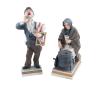 <span class='ref_item'>102 -</span> <span class="description">DOS FIGURAS DE PORCELANA DE COLECCIÓN DE LA MARCA ESPAÑOLA ALGORA </span>  <p><span class="description">Lote formado por dos figuras en porcelana española de la marca Algora. Ambas figuras forman parte de la Serie Oficios Populares.<br>-La primera figura representa a un "chamarilero" o vendedor ambulante de la época realizado con gran detalle en la vestimenta y expresión. Con las inscripciones 'Algora' y 'HS' tanto en la superficie de la base como en el frontal de esta. También está numerada como 23 y con el sello de fabricación en la base. Medidas aprox: 31 x 12.5 x 8.5cm<br>-La segunda figura representa a una "castañera" o vendedora de castañas tradicional que muestra a una mujer con un pañuelo y delantal junto a su hornillo de carbón tradicional con alto nivel de detalle. Con las inscripciones 'V.S. Algora' y 'HS' en el frontal de la base. También está numerada como 479 y con el sello de fabricación en la base. Pequeña restauración en el cartucho de castañas que sostiene la señora. Medidas aprox: 24 x 10.5 x 16.5cm</span></p>