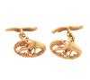 <span class='ref_item'>36 -</span> <span class="object_title">GEMELOS EN ORO DE 18 KT. ESTILO ART NOUVEAU</span>  <p><span class="technical_description">Par de gemelos realizados en oro de 18 kt. con estilo Art Nouveau de diseño ovalado y motivo calado de garza<br/>Ref: 4329</span><br>Peso: <span class="PESO_HCES1">7,90</span> <span class="PESOUMED_HCES1">gr.</span><br></p>